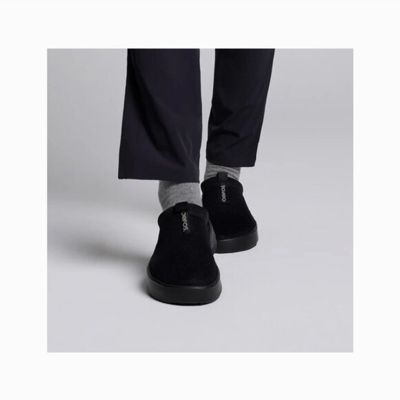 OOFOS OOcoozie Sport recovery mule, black, US women's size 10 - Picture 7 of 9